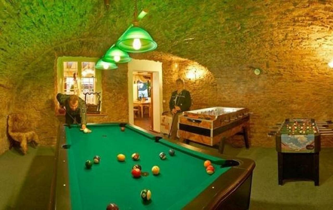 Hotel Hutmannshaus Kremsbrucke Ngoại thất bức ảnh